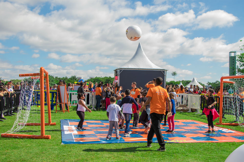 Jogos, brincadeiras e dinâmicas exclusivas com sua marca ou produto